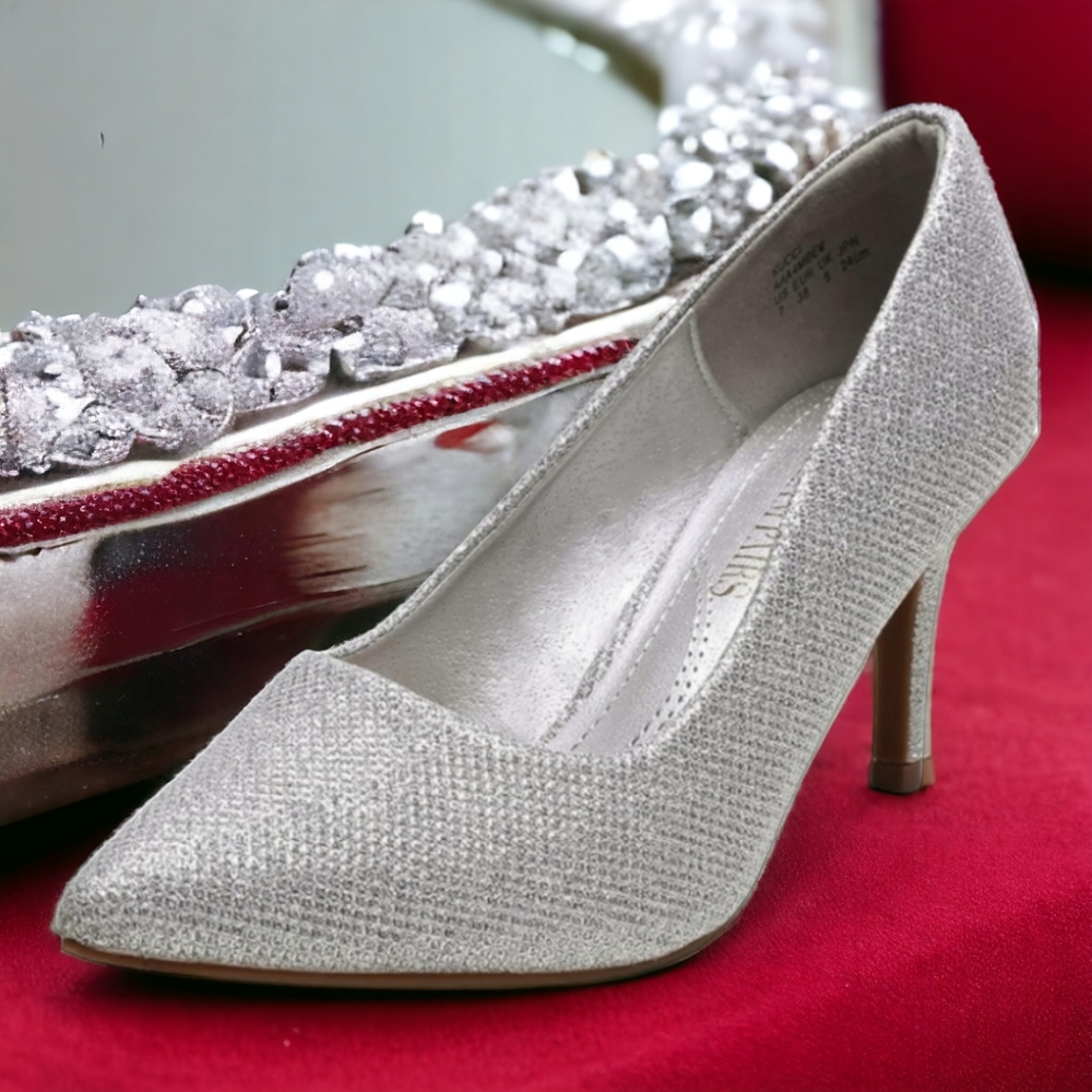 Silver pumps